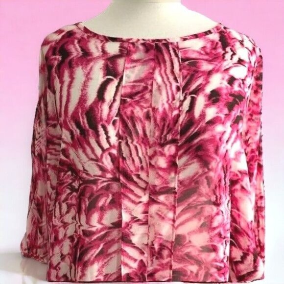 Dana Buchman Pink Floral Abstract Short Sleeve pleated polyester blouse XS - Picture 7 of 9